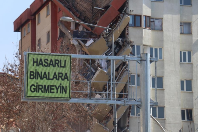 Malatya caddelerine yeni tabelalar...