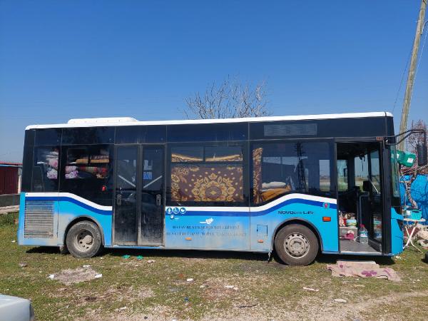Şoförlük yaptığı otobüsü evi oldu 