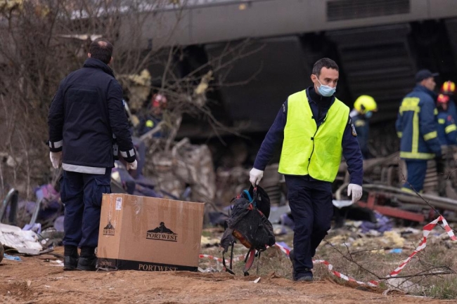Yunanistan'daki tren kazasında can kaybı yükseliyor