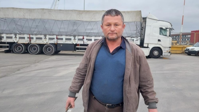 Yanan feribotta 30 kişi dumandan etkilendi