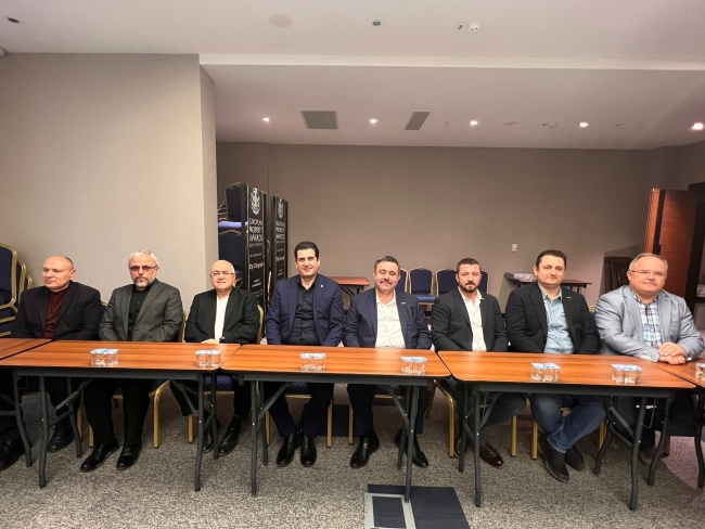 Başkan Güngör, iş insanlarıyla bir arada