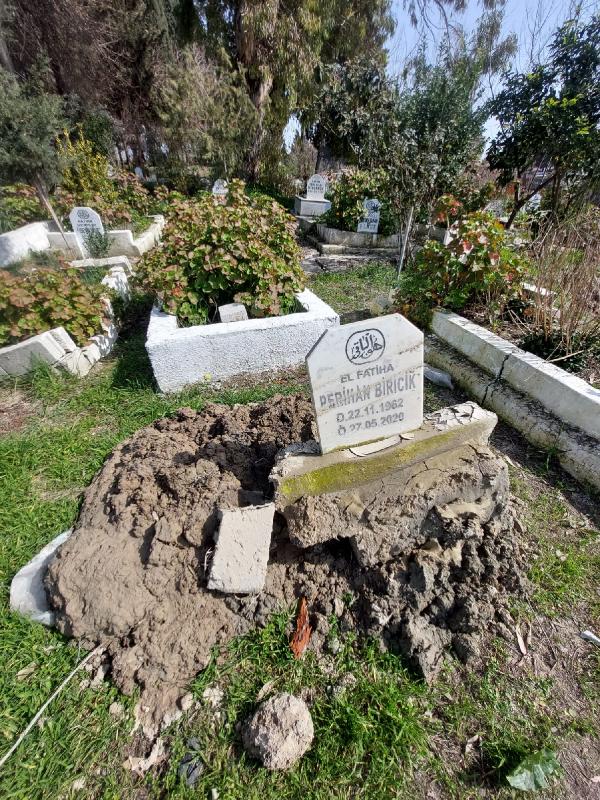 Depremlerin ardından 50 mezarın kaybolduğu iddiası