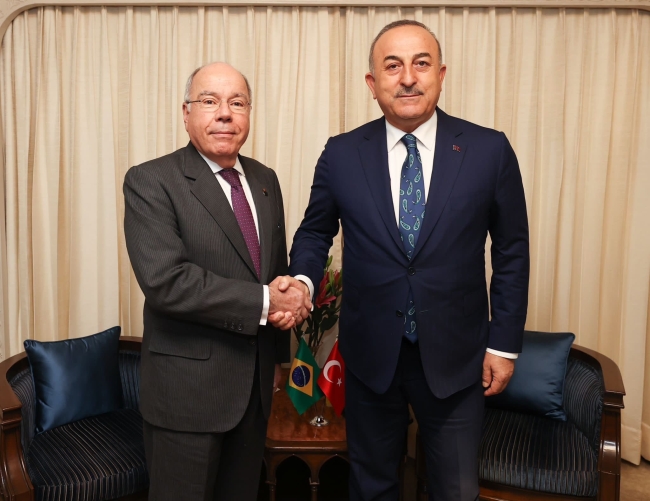 Çavuşoğlu, Sri Lankalı, Brezilyalı ve Hırvat mevkidaşları ile görüştü