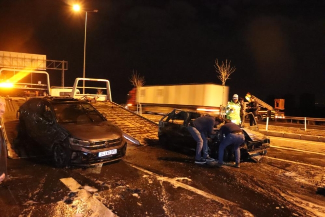 Yanan TIR'ın sürücüsünü polis kurtardı