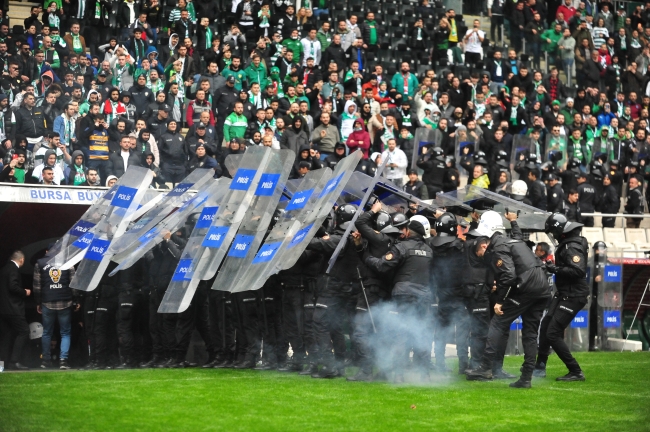 Bursasporlu 9 taraftar serbest!