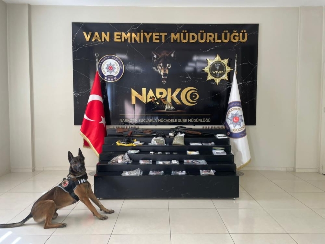 ‘Kökünü Kurutma’ operasyonu: Yarım tondan fazla ele geçirildi