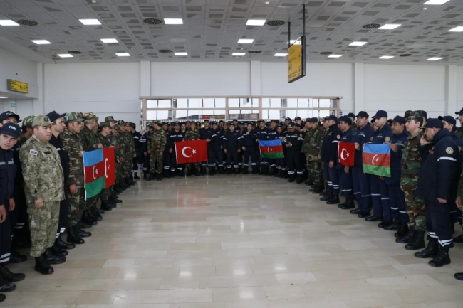 Azerbaycan ekibi ülkelerine uğurlandı