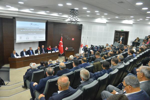 Bakan Kirişci depremin ekonomik zararını açıkladı