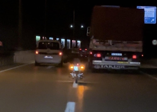 Bursa'da motosikletin üzerinde tehlikeli anlar!
