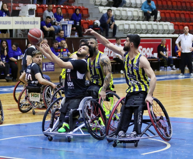 Tekerlekli sandalye basketbolda Avrupa maratonu