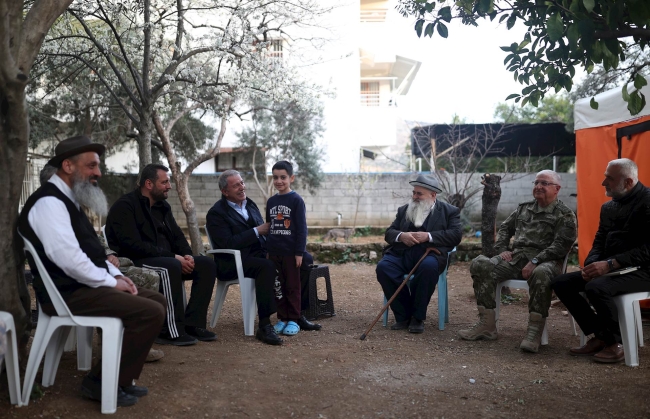 Bakan Akar, Hatay'da incelemelerde bulundu