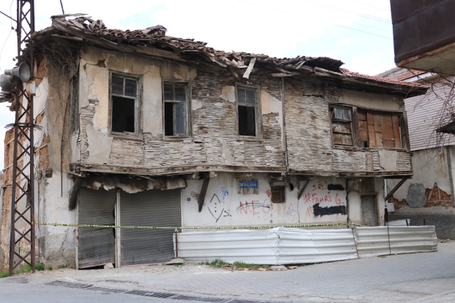 Osmanlı konağı depremde yıkılmadı
