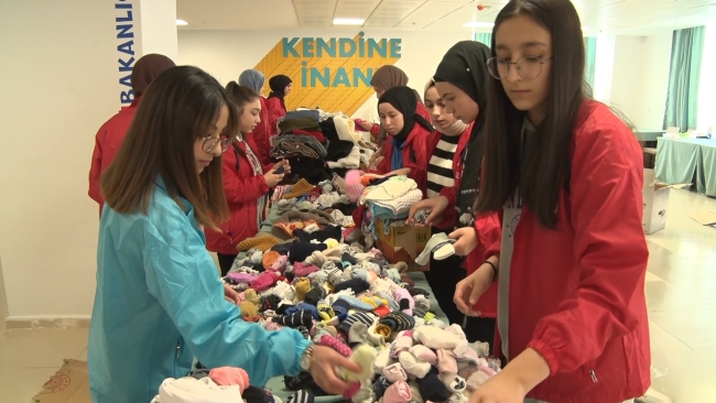 Dünya şampiyonu depremzededen yardım