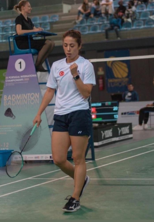 Bursalı sporcu Özge Bayrak Bağcı Portekiz’de gümüş madalya kazandı