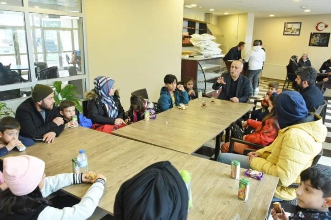 Yeter ki çocukların yüzü gülsün