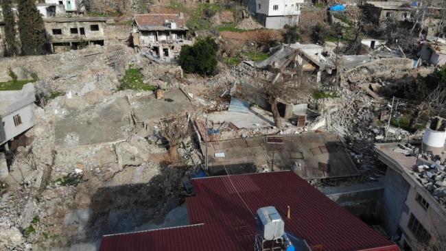 Depremin Hatay'da vurduğu köy yerle bir oldu
