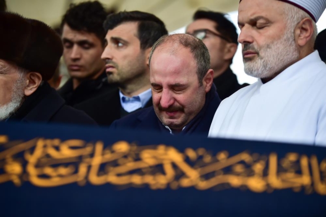 Bakan Varank'ın acı günü