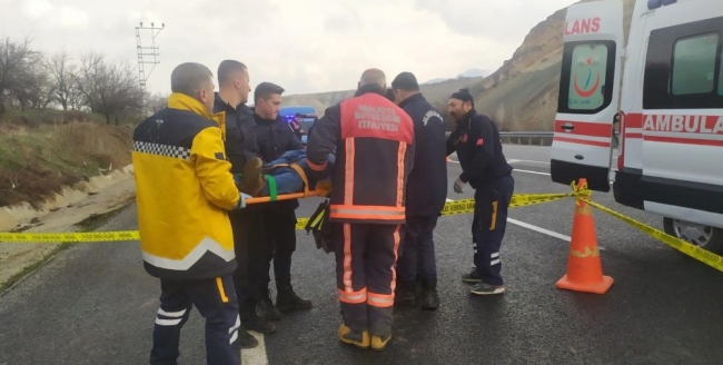 Kontrolden çıkan araç bariyerlere çarptı: 2 ölü, 3 yaralı