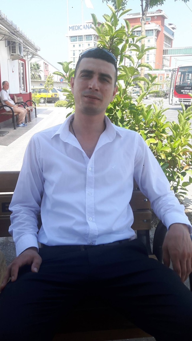Annesini darbeden ağabeyini öldüren liseliye beraat