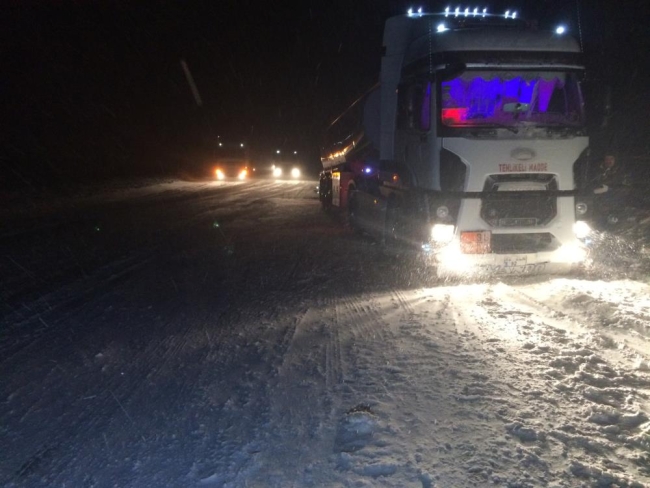 Antalya-Konya karayolunda sürücülerin zor anları