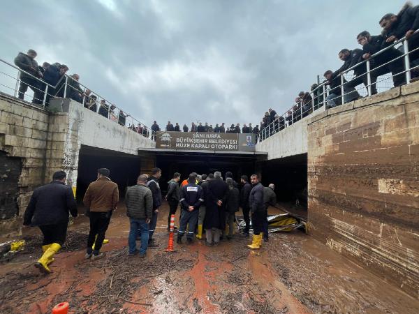 Şanlıurfa'da sel felaketinin izleri silinmeye çalışılıyor