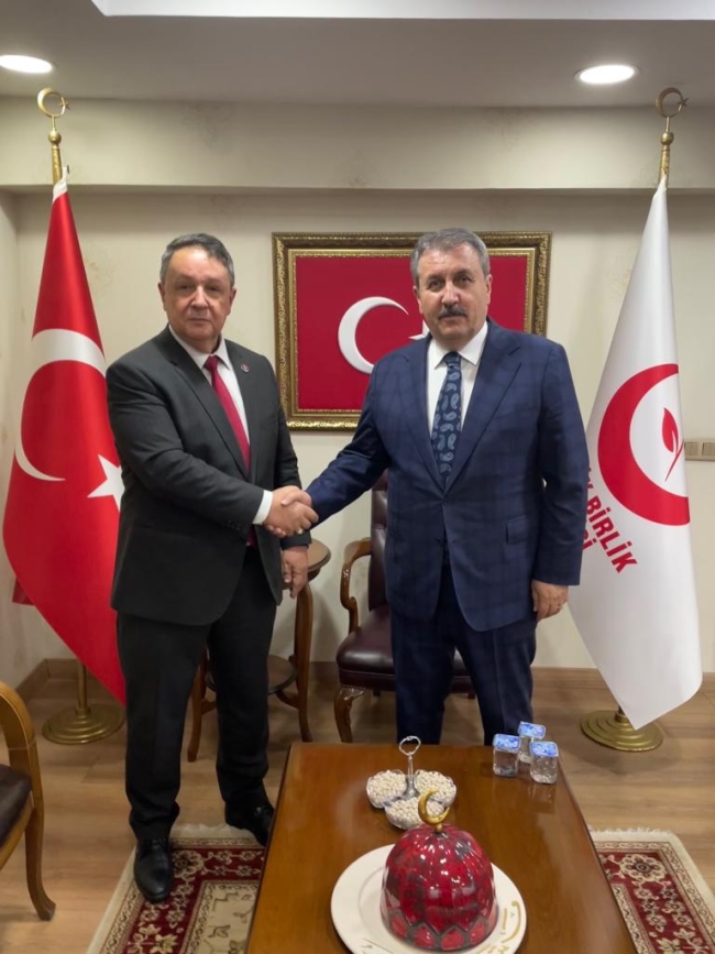 Ekrem Alfatlı 'Baraj derdimiz yok' diyerek aday adayı oldu