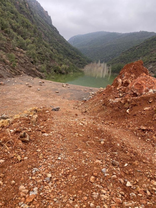 Deprem bölgesinde doğal göl paniği: 5 köy boşaltıldı