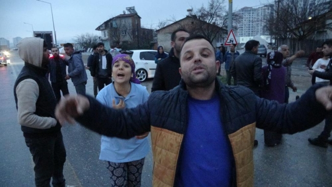 Depremzedeler ile nakliyecilerin taşlı sopalı kavgası