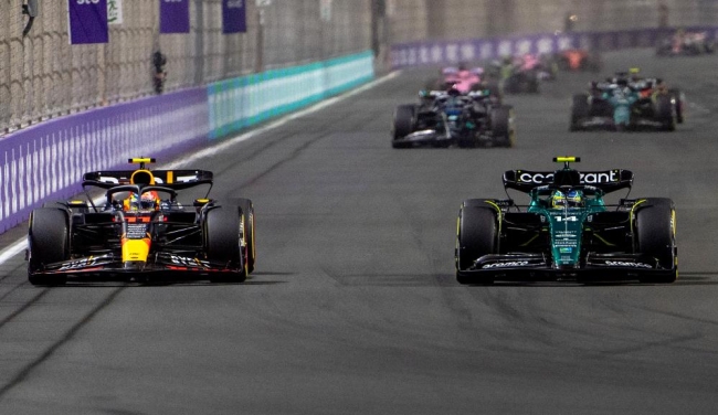 Suudi Arabistan Grand Prix'sinde kazanan Perez