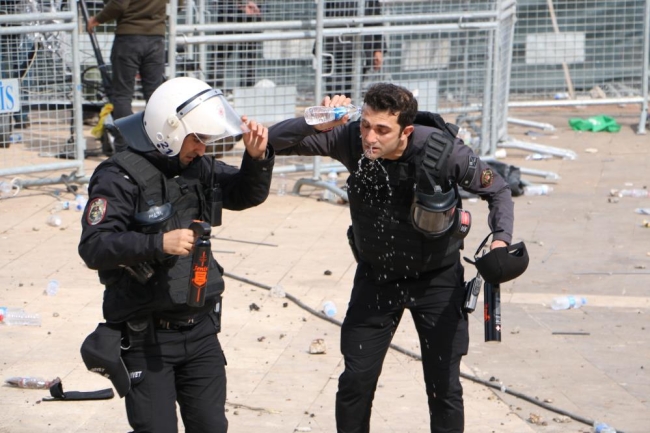Diyarbakır'da Nevruz kutlamasında olay! Çok sayıda gözaltı