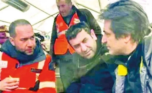 Ünlü isim ateş püskürdü