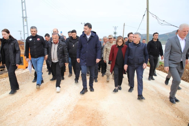 Bakan Kurum: Afet konutlarının temelini atıyoruz