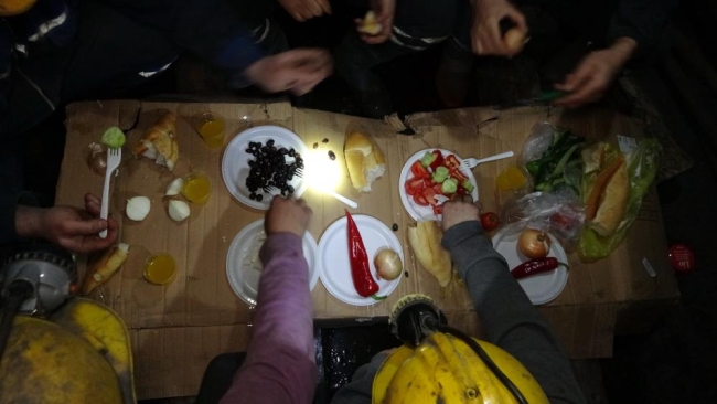 Maden ocağında ilk sahur