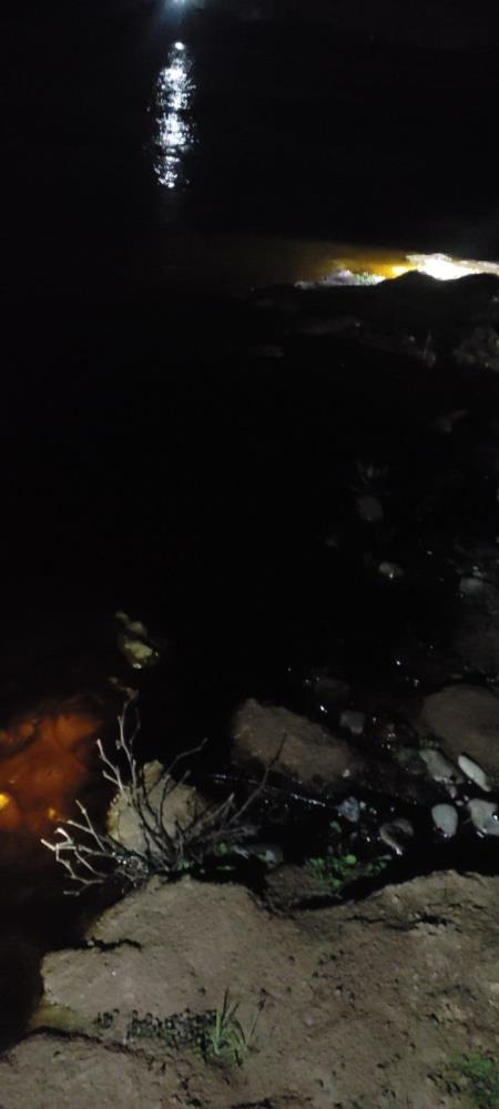 Petrol boru hattında sızıntı! Dicle Nehri'ne aktı