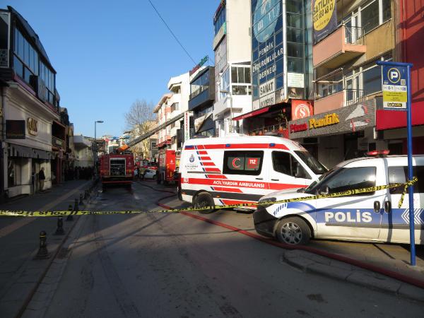 İstanbul'da 7 katlı otelde yangın!