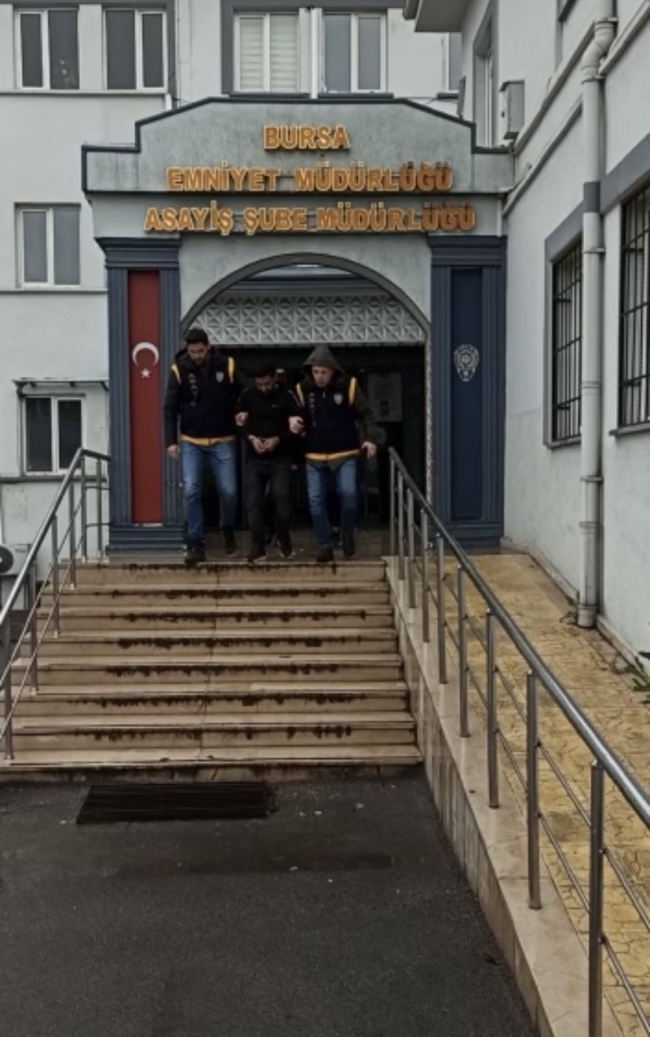 Kelle paça çorbası hırsızı yakalattı