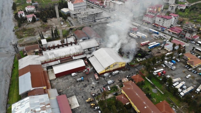 Artvin'de çay fabrikasında yangın!