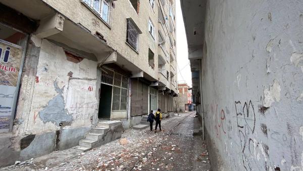 400 bin nüfuslu ilçe için korkutan açıklama: Artçı depremde bile yıkılabilir