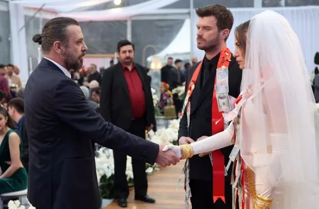 Aile dizisi 4'üncü bölüm tek parça full hd izle