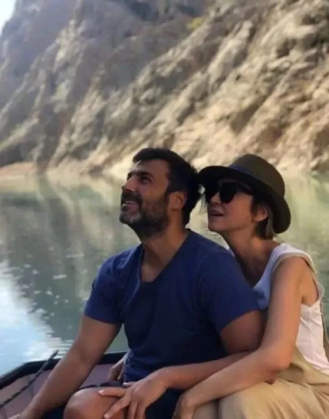 Ünlü oyuncunun gizemli eşi, bakın kim çıktı