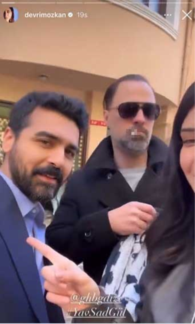 Elinde sigarayla 'Hayırlı ramazanlar' diyen Ertan Saban'a tepki