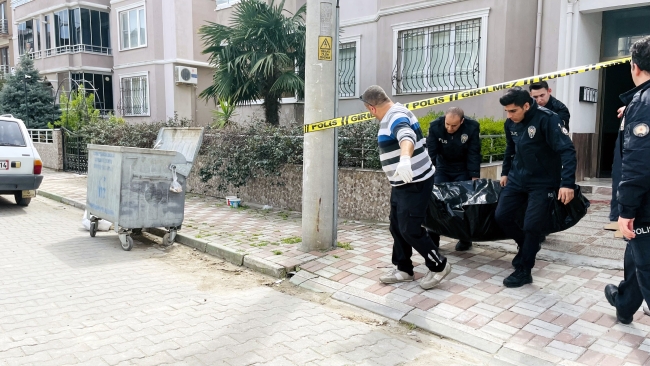 Bursa'da kız çocuğu ve annesi 4'üncü kattan atladı