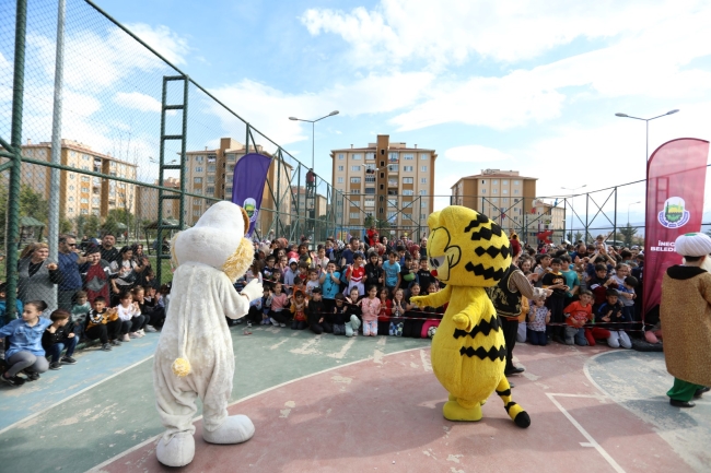 Ramazanda mahalleler şenleniyor