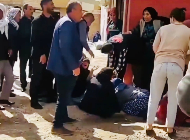 Sokakta uğradığı silahlı saldırıda öldü
