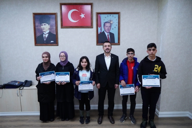 Kestel Belediyesi’nden lise ve üniversite adaylarına deneme sınavı