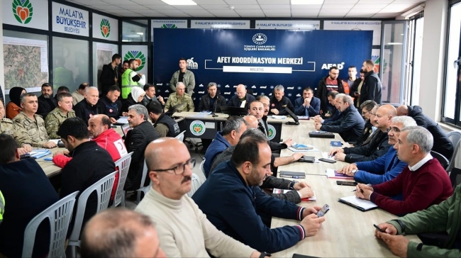 Bakan Soylu, Malatya'da değerlendirme toplantısına katıldı