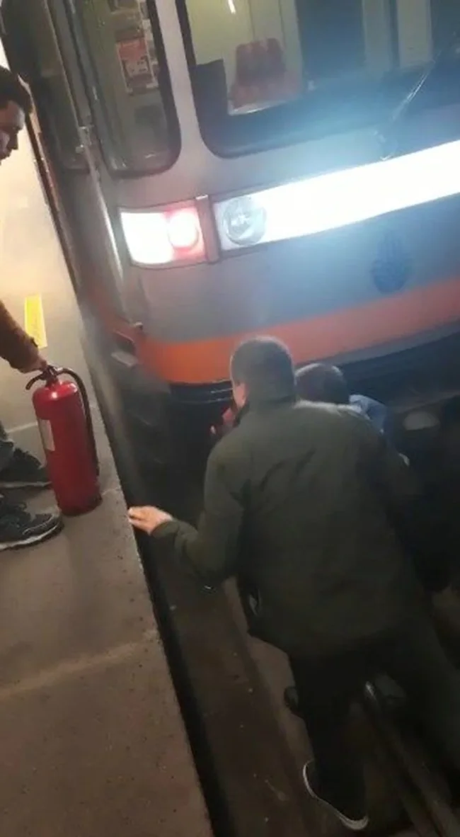 İstanbul'da metroda korku dolu anlar!