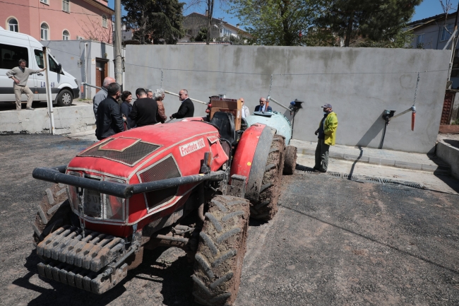 Gemlik Belediyesi'nde çiftçiye 300 tonluk sulama havuzu