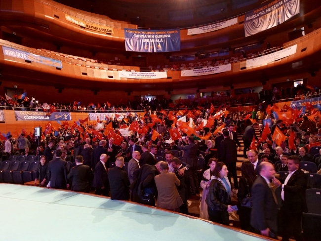 AK Parti Bursa'da seçim startı verildi