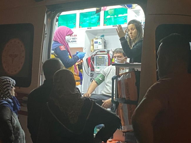 Evde çıkan yangında 1 kişi dumandan etkilendi